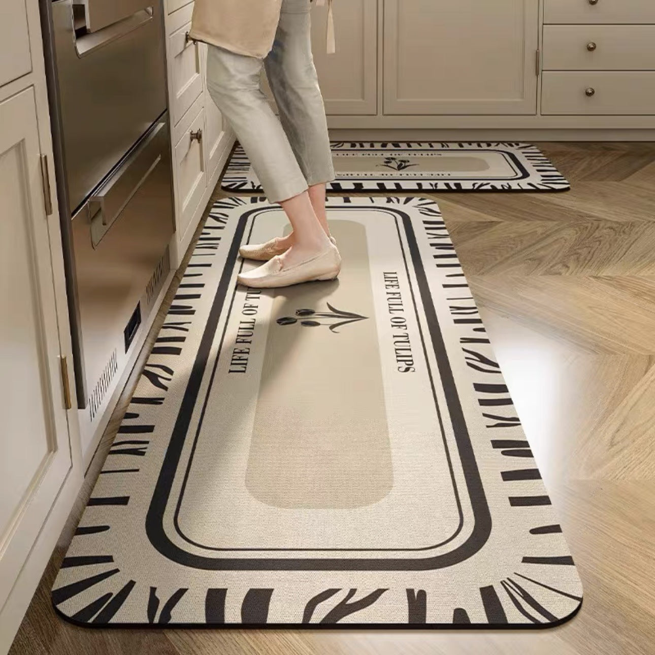 💥【Kupi 1, dobiješ 1 gratis】【40*60cm + 40*120cm】Protuklizna prostirka za kuhinju i kupaonicu – brzo upijanje vode, mekana i udobna