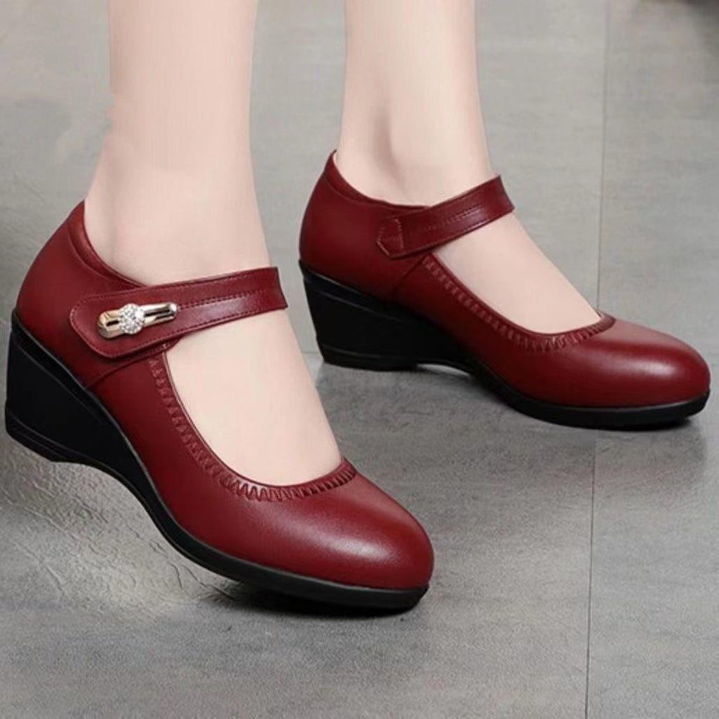 【50% OFF】【35-41】Elegantne i udobne ženske kožne cipele, mekana koža, mekani potplat, klinasta peta, protuklizne cipele, prikladne za zrelije žene